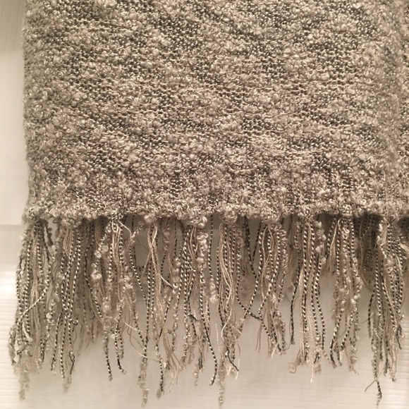 Saks Fifth Ave long sweater - Picture 3 of 4